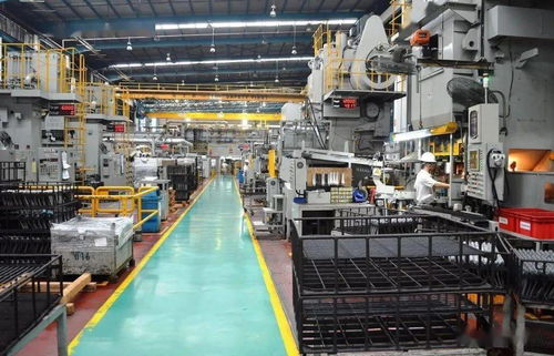 集裝箱廠招聘 月薪萬元長白班，學徒亦可技術(shù)交流成長